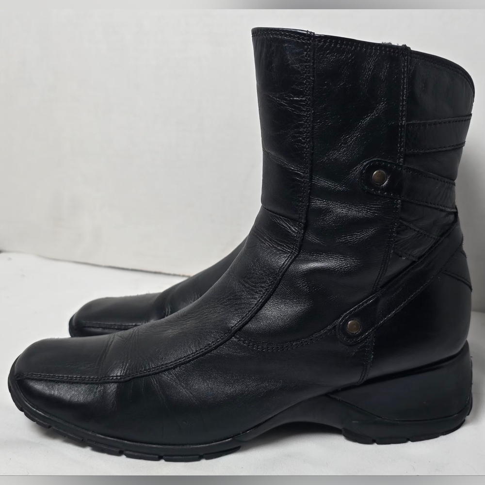 Clarks Leather Black Ankle Boots 8 1/2